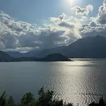 Semesterbostad Ortensia - Perfect For Couple And Pets Varenna