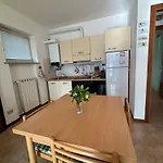 Semesterbostad Ortensia - Perfect For Couple And Pets Varenna